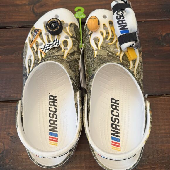 Crocs x Nascar x Realtree Camo Classic Clogs main image 6